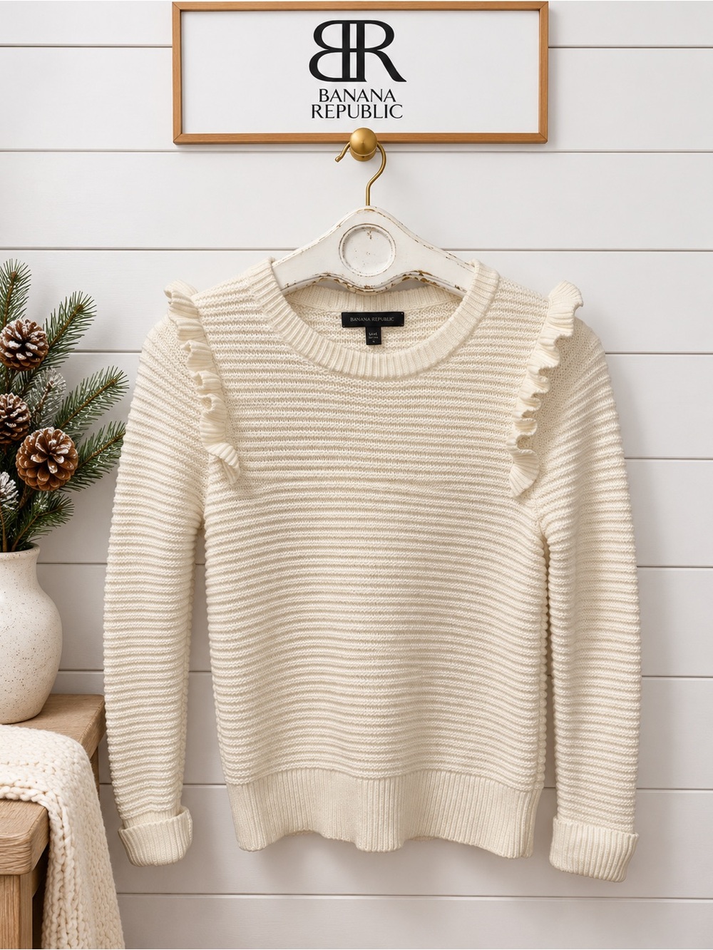 Banana Republic Cream Ruffle Knit Sweater – Size S